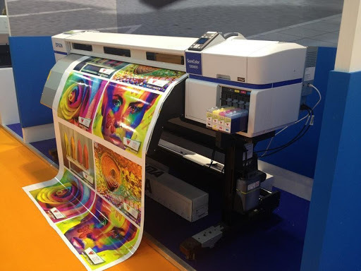 Photo of How to Incorporate Digital Aspects Into Your Next Trade Show Explained by MidAmerican Printing Systems