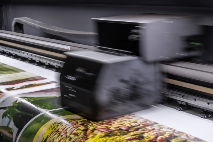 Jeff Social Marketing offers custom print designs in Toronto. T-shirts, bags, mugs, tote bags and more. - Vimarsana News